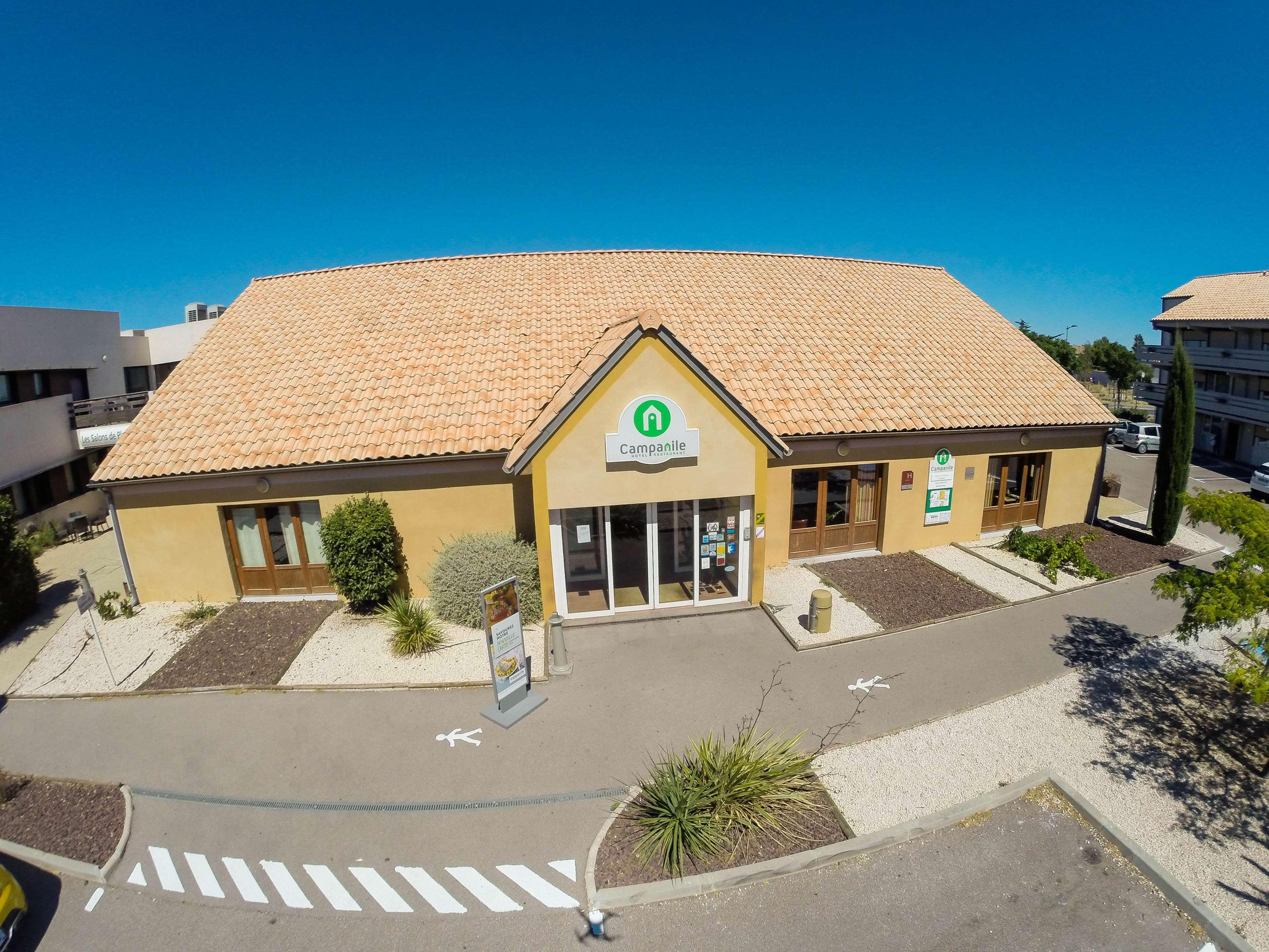 Готель Campanile Narbonne A9/A61 Екстер'єр фото